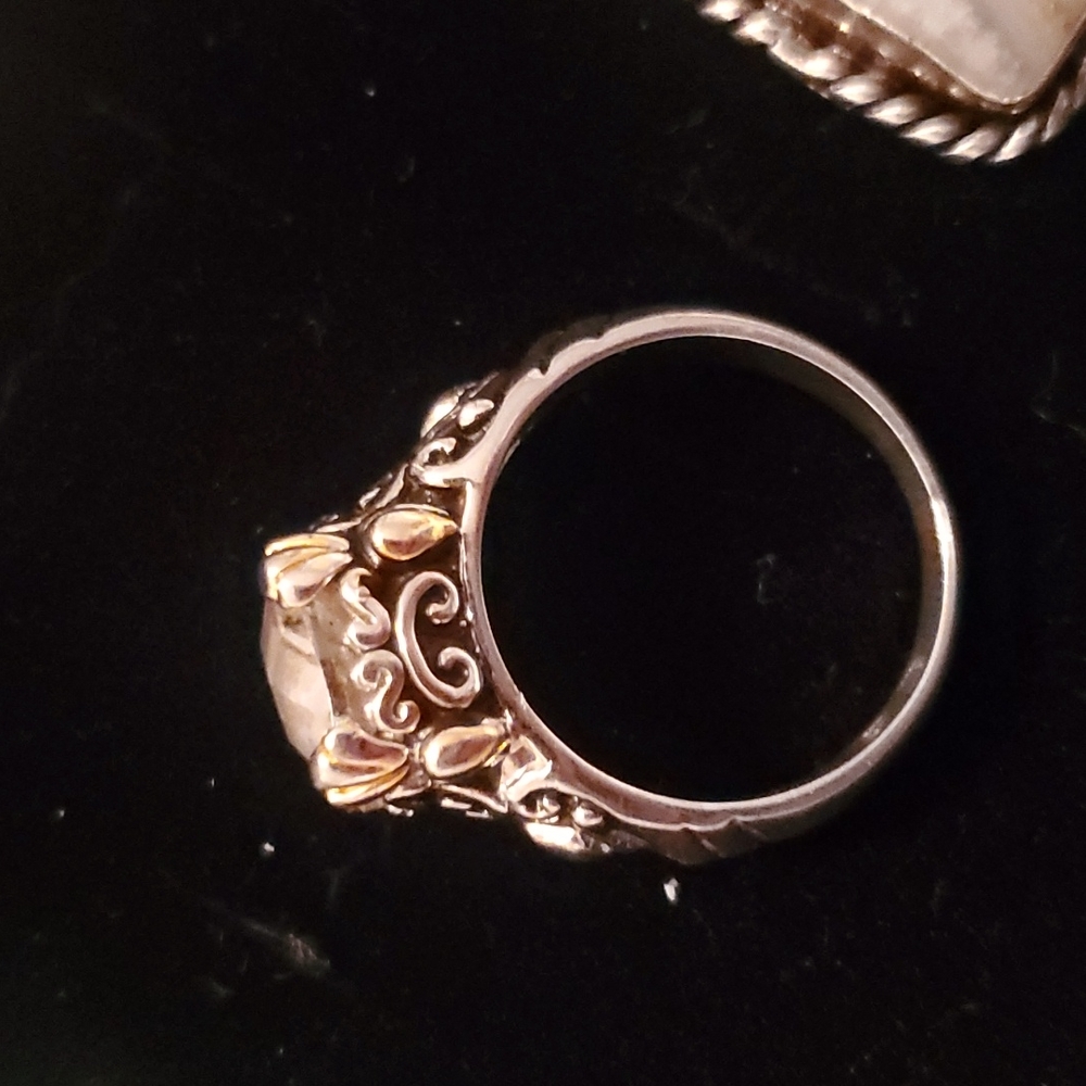 Ring - Picture 4 of 4